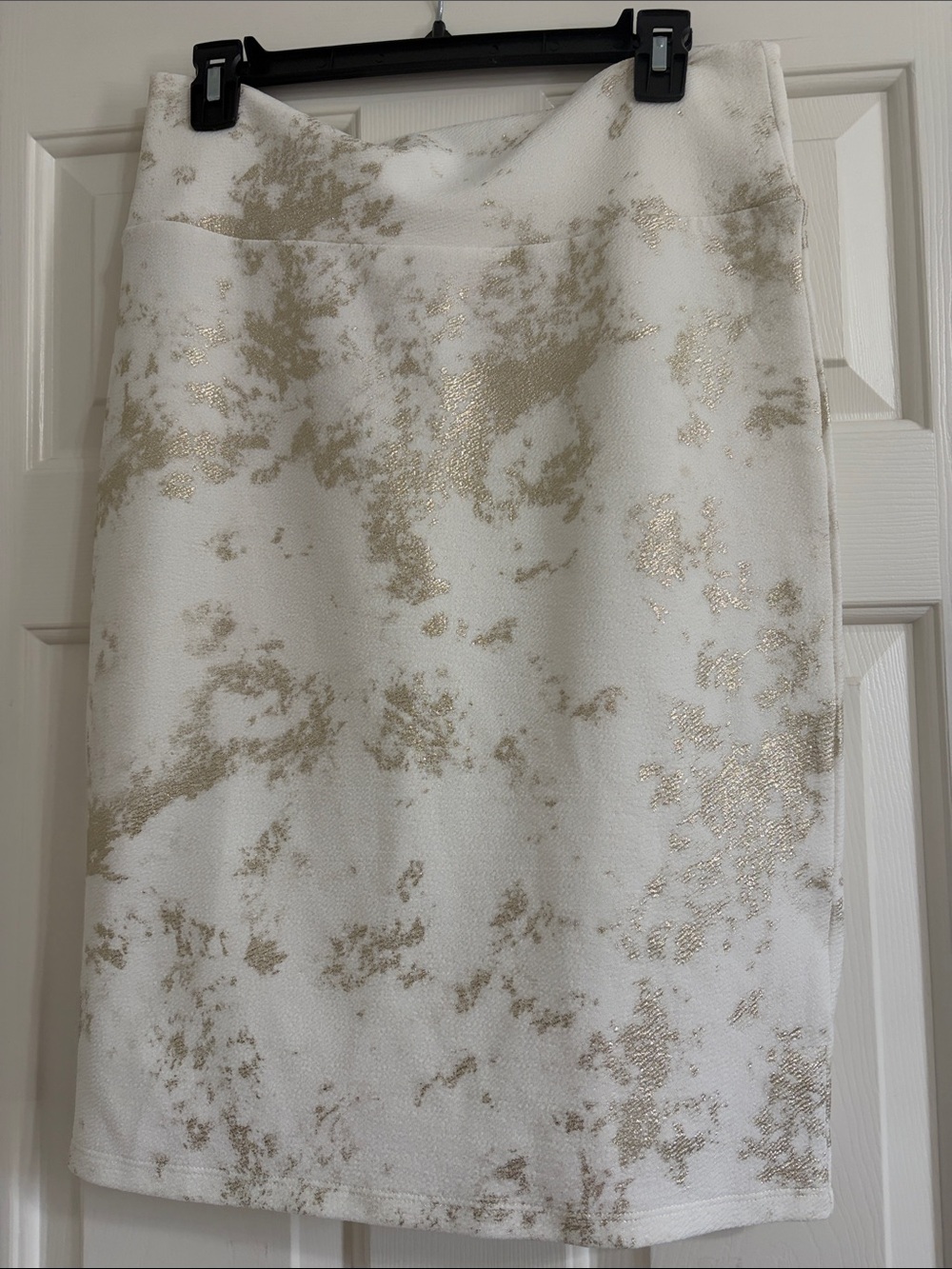 LuLaRoe Cassie White Pencil Skirt with Gold Glitter Metallic Accent